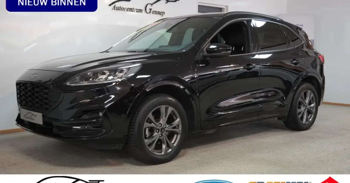 Ford Kuga (2023) — foto 1