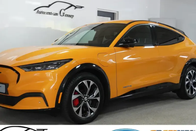 Ford Mustang (2023)