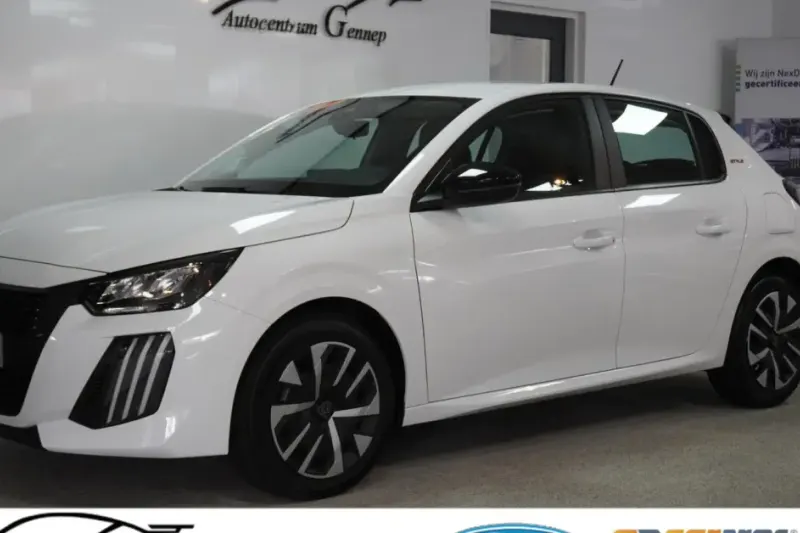 Peugeot 208 (2025)