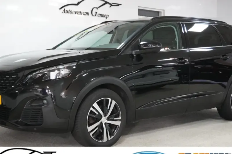 Peugeot 5008 (2017)