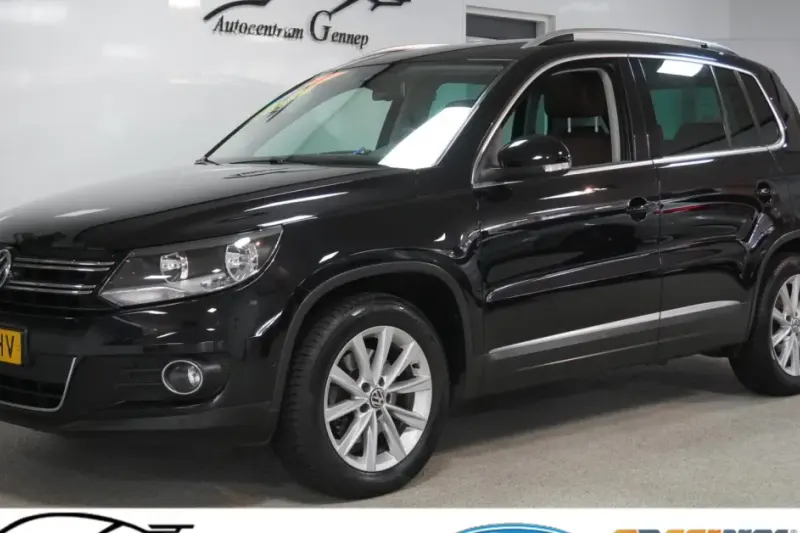 Volkswagen Tiguan (2015)