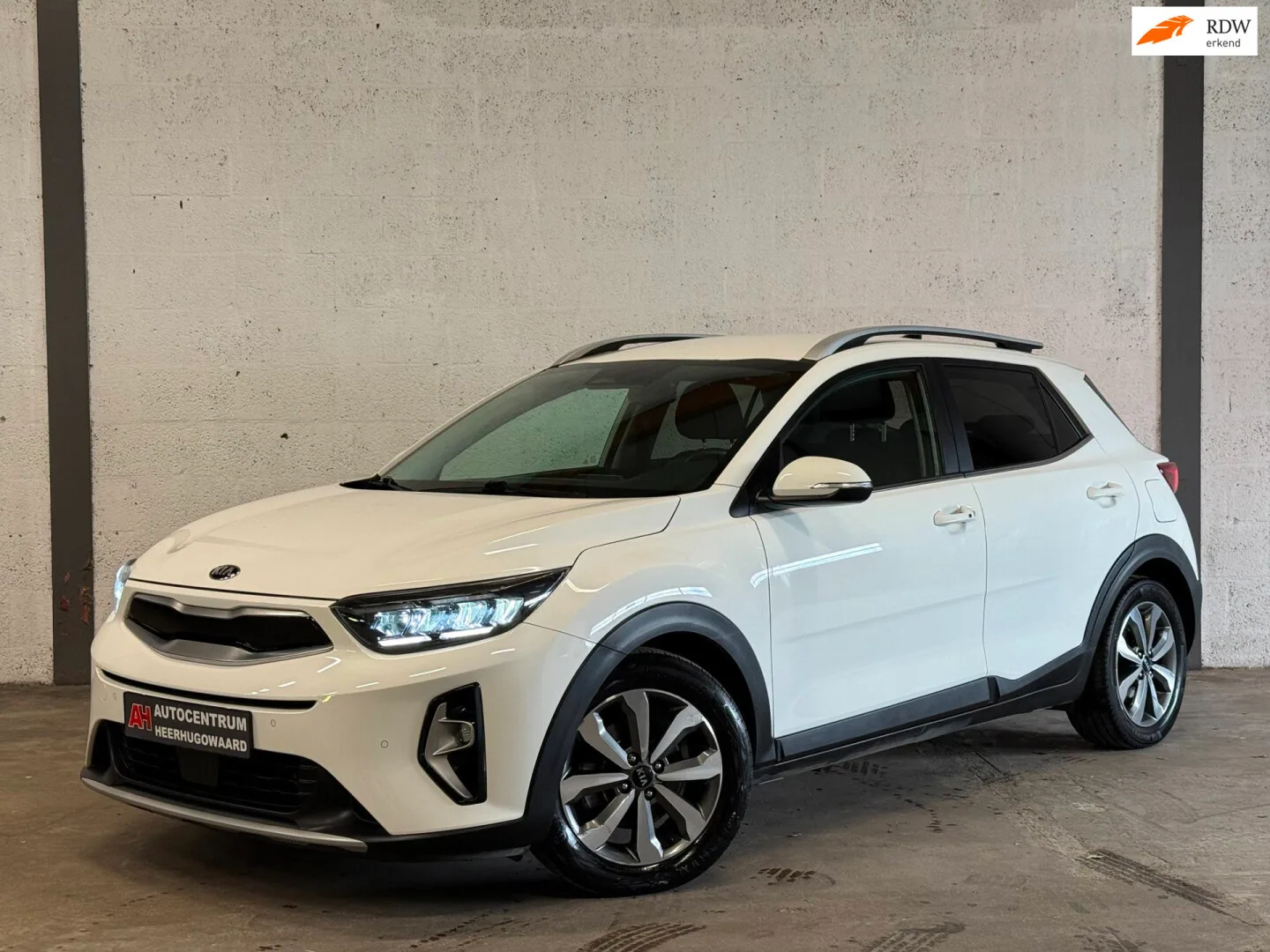 Kia Stonic (2021) — foto 1