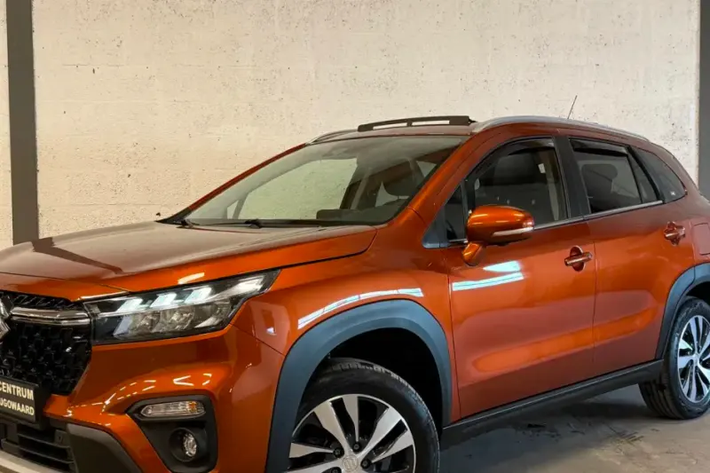 Suzuki S-Cross (2023)
