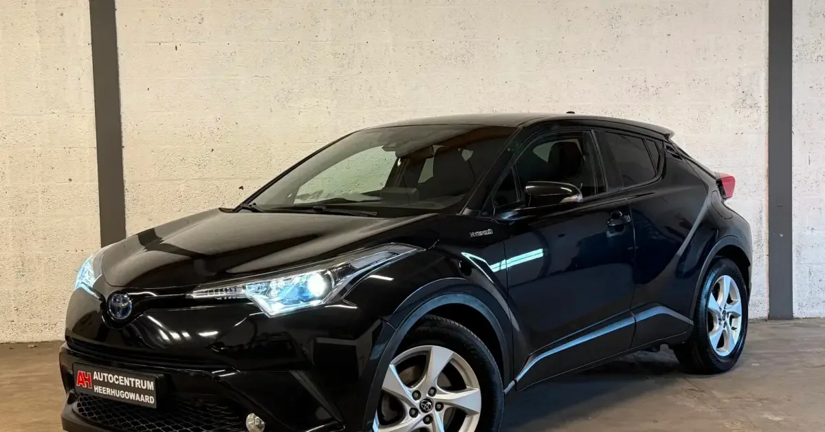 Toyota C-HR (2019) — foto 1