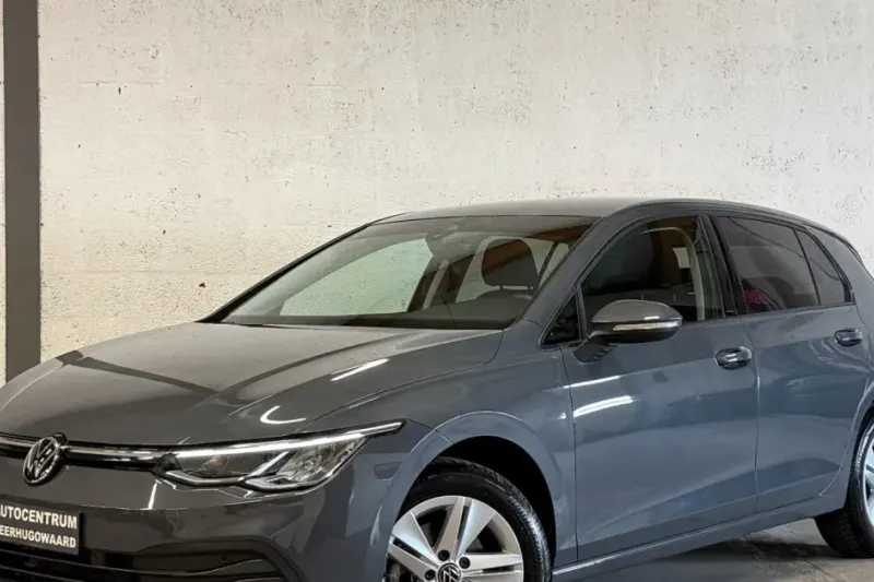 Volkswagen Golf (2022)