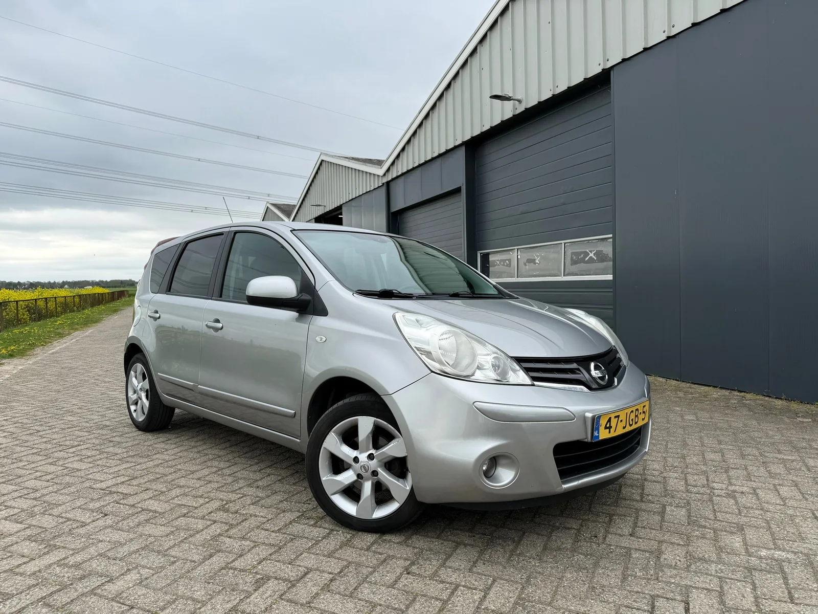 Nissan Note (2009) — foto 1