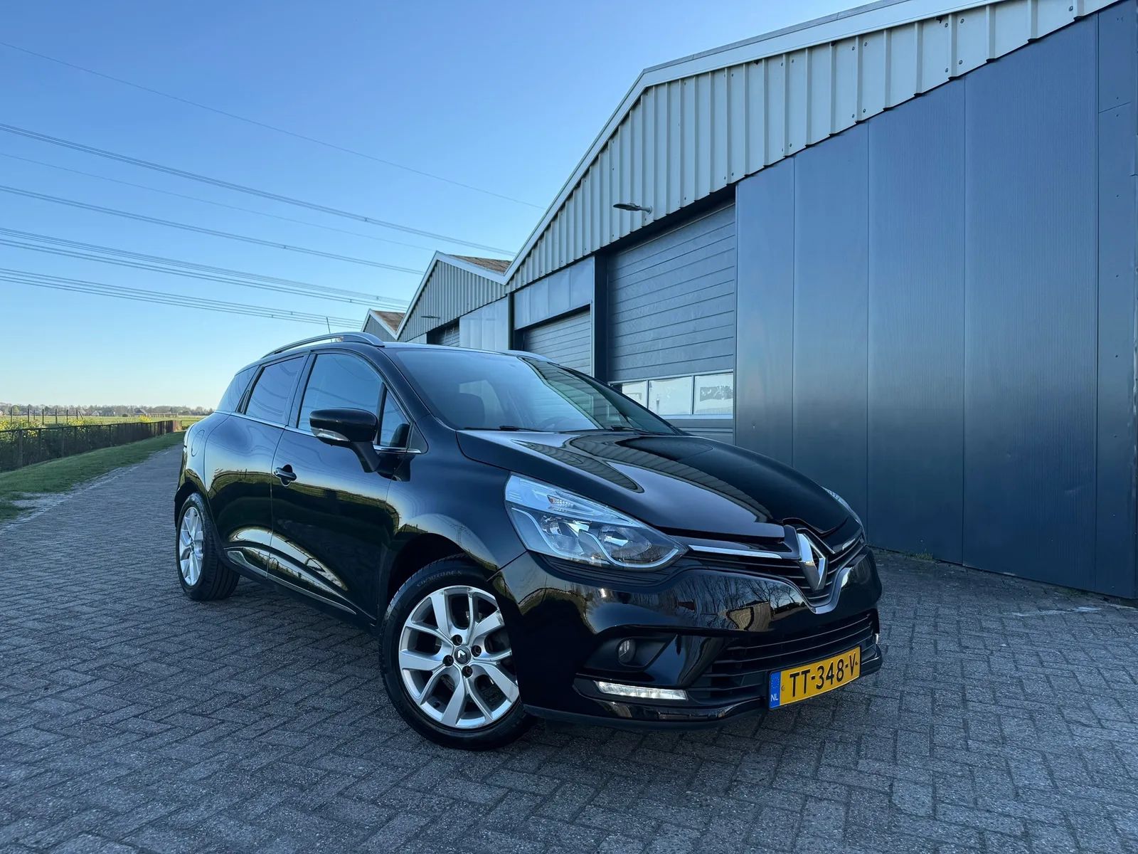 Renault Clio (2018) — foto 1
