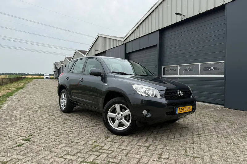 Toyota RAV4 (2007)