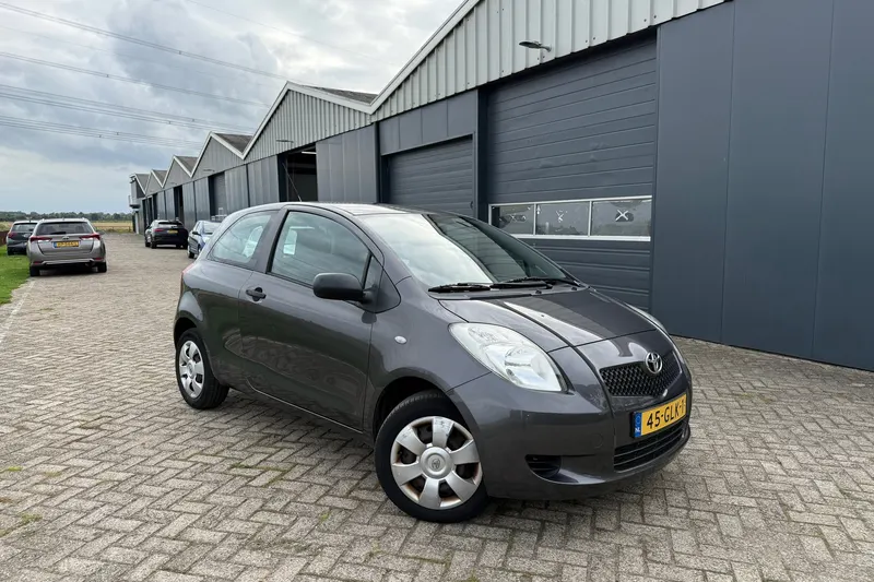 Toyota Yaris (2008)