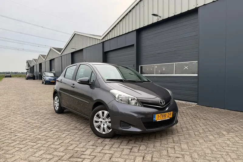 Toyota Yaris (2014)