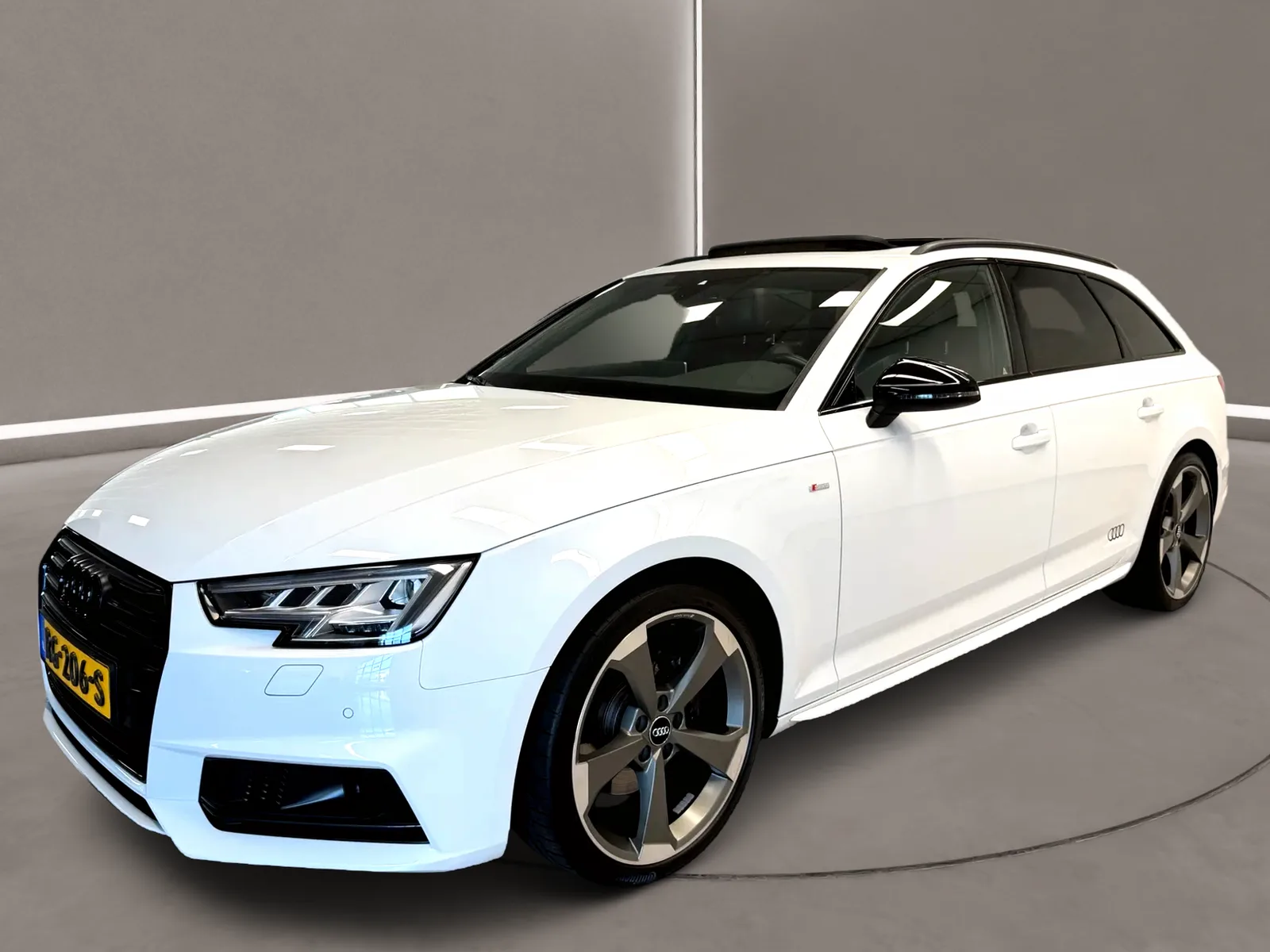 Audi A4 (2017) — foto 1