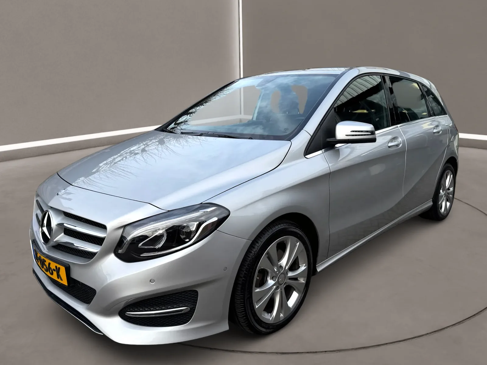 Mercedes-Benz B-Klasse (2016) — foto 1