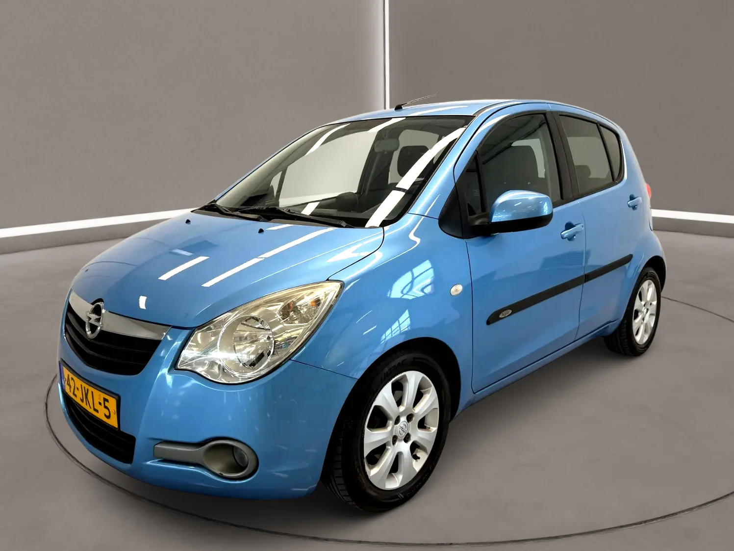 Opel Agila (2009) — foto 1