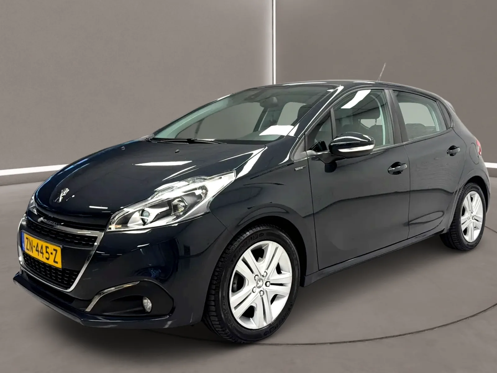Peugeot 208 (2019) — foto 1