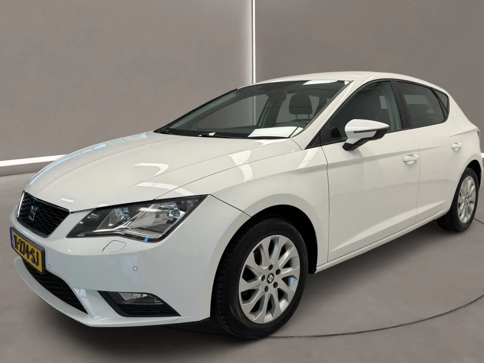SEAT Leon (2015) — foto 1