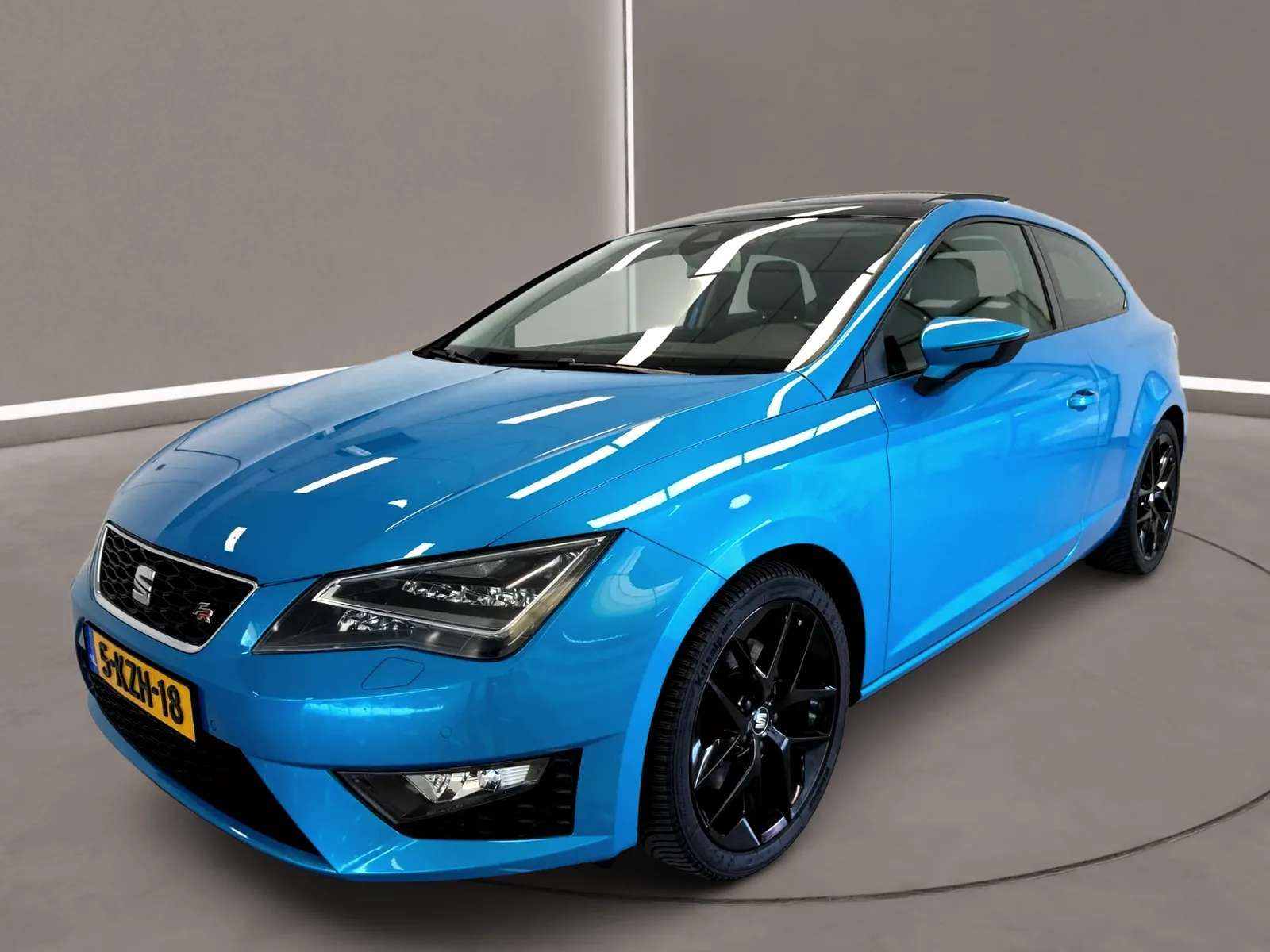 SEAT Leon (2013) — foto 1