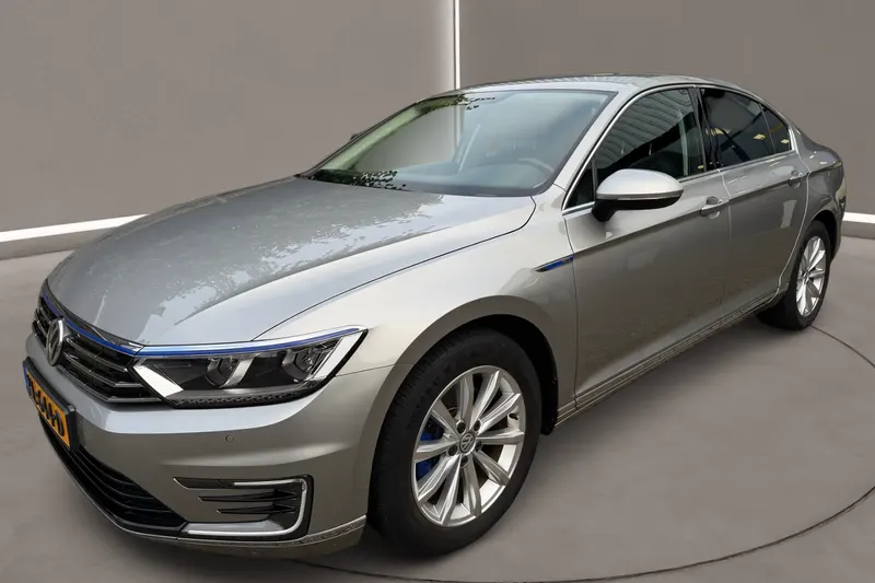 Volkswagen Passat (2016)