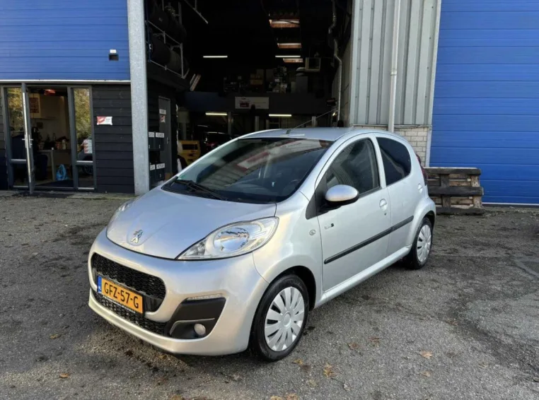 Peugeot 107 (2014) — foto 1