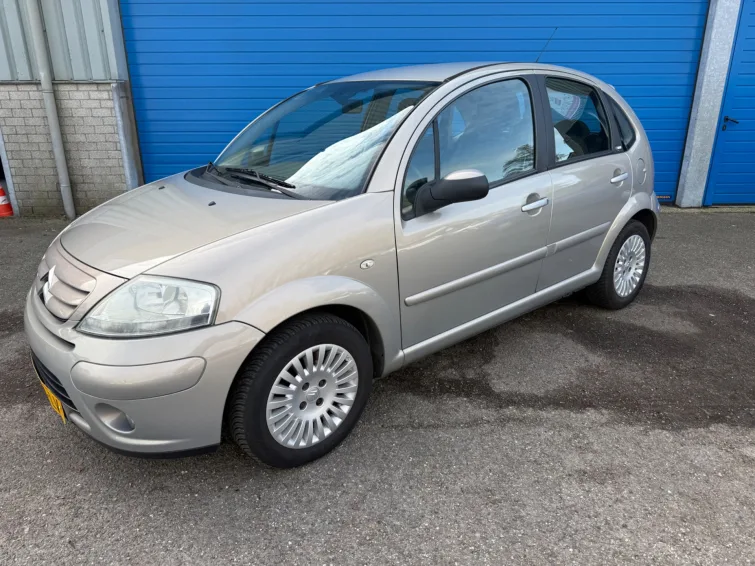 Citroën C3 (2006) — foto 1