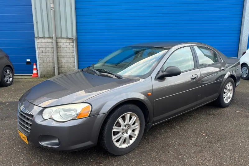 Chrysler Sebring (2005)