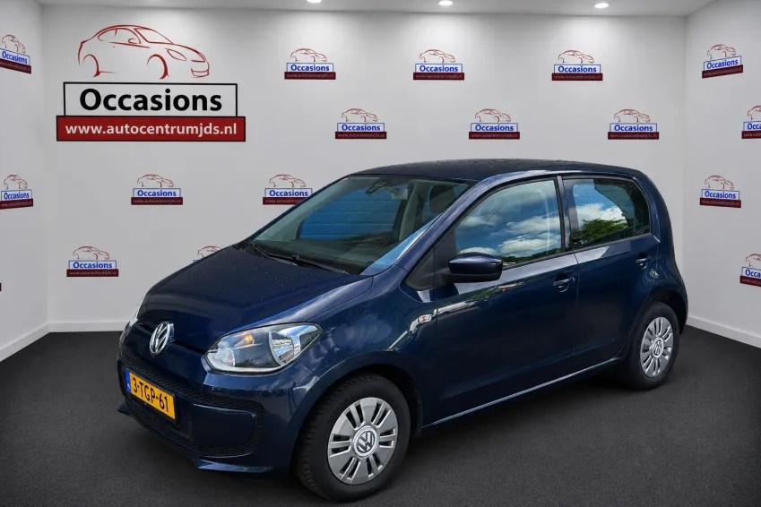 Volkswagen Up! (2014) — foto 1