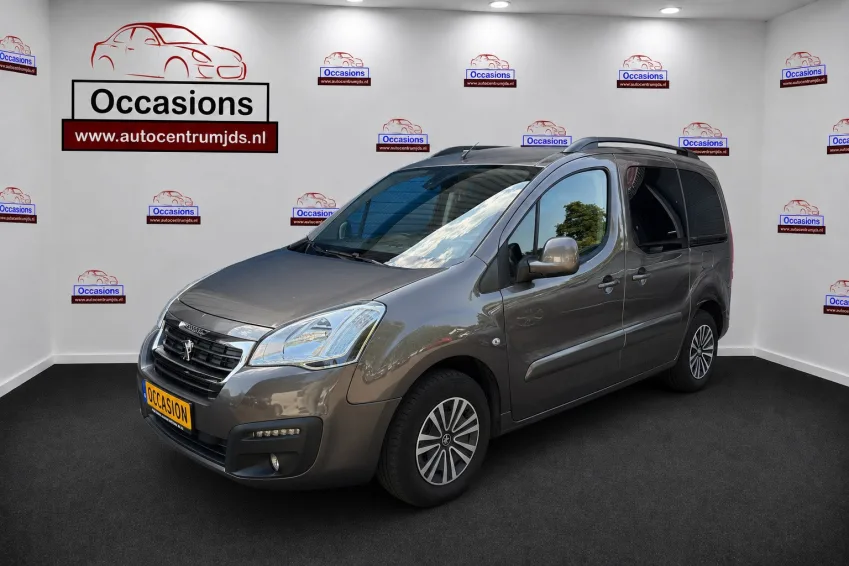 Peugeot Partner (2017) — foto 1