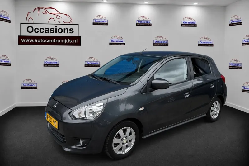 Mitsubishi Space Star (2013)