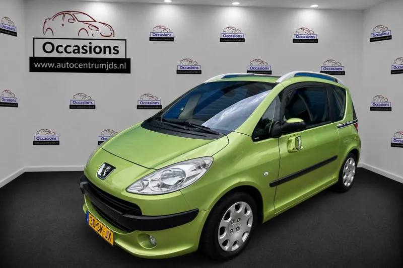 Peugeot 1007 (2006)
