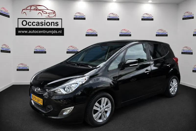 Hyundai ix20 (2012)