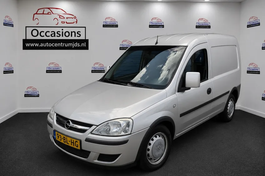 Opel Combo (2004) — foto 1