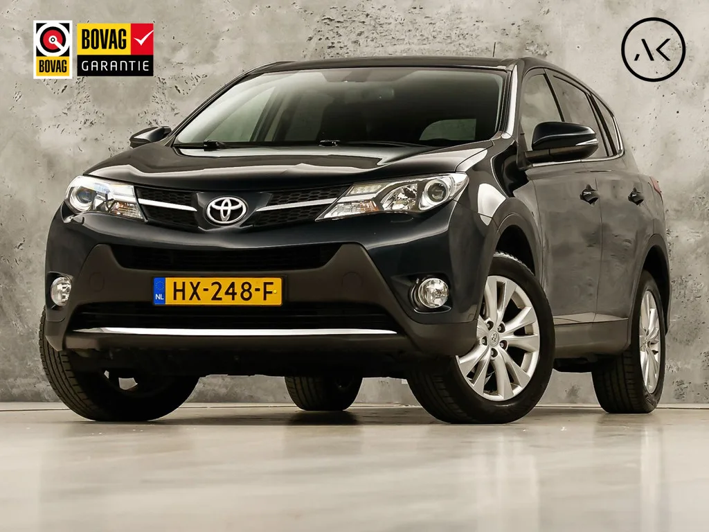 Toyota RAV4 (2016) — foto 1