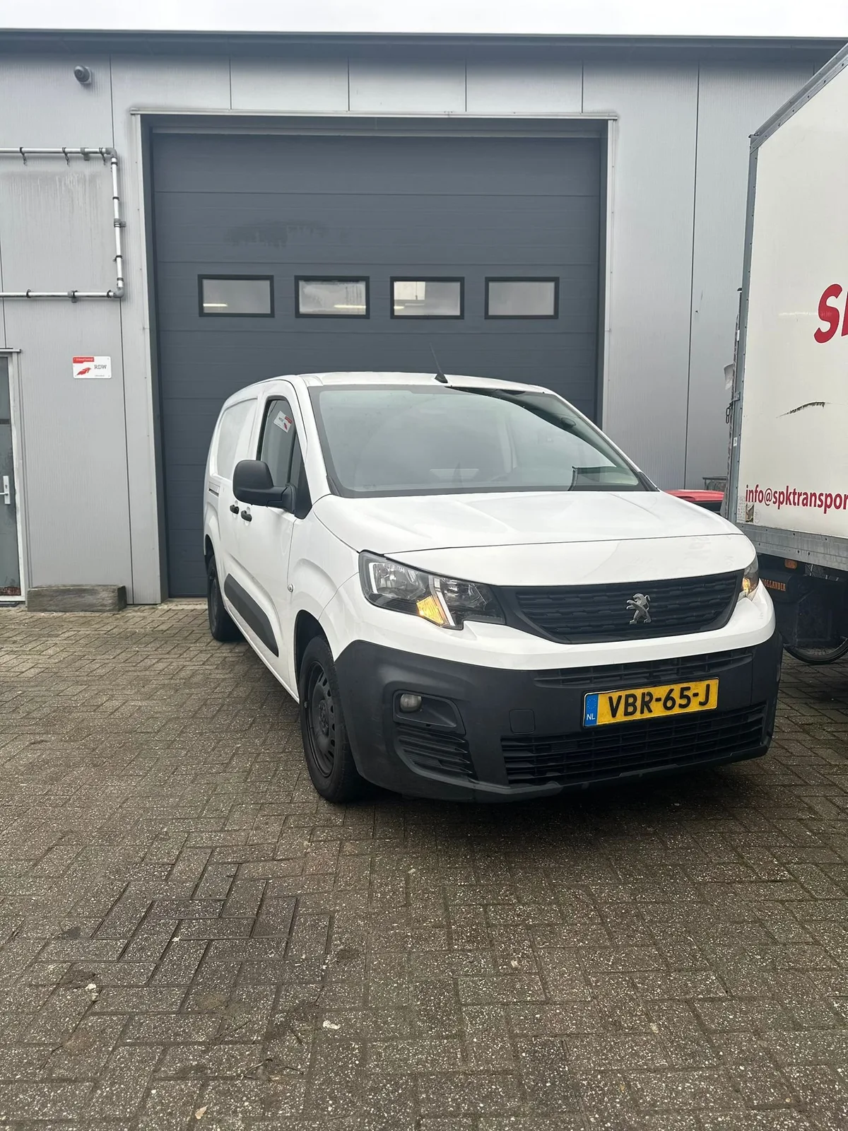 Peugeot Partner (2019) — foto 1