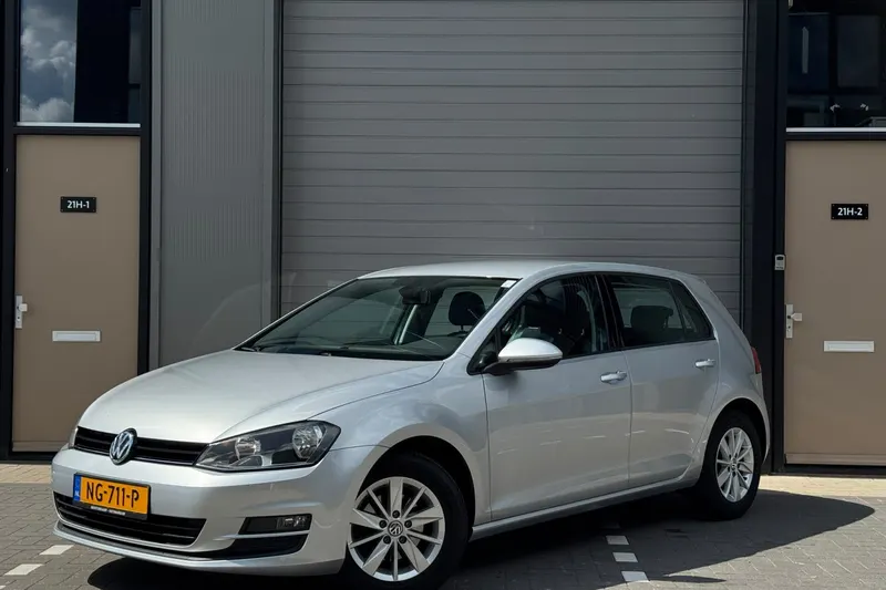 Volkswagen Golf (2016)