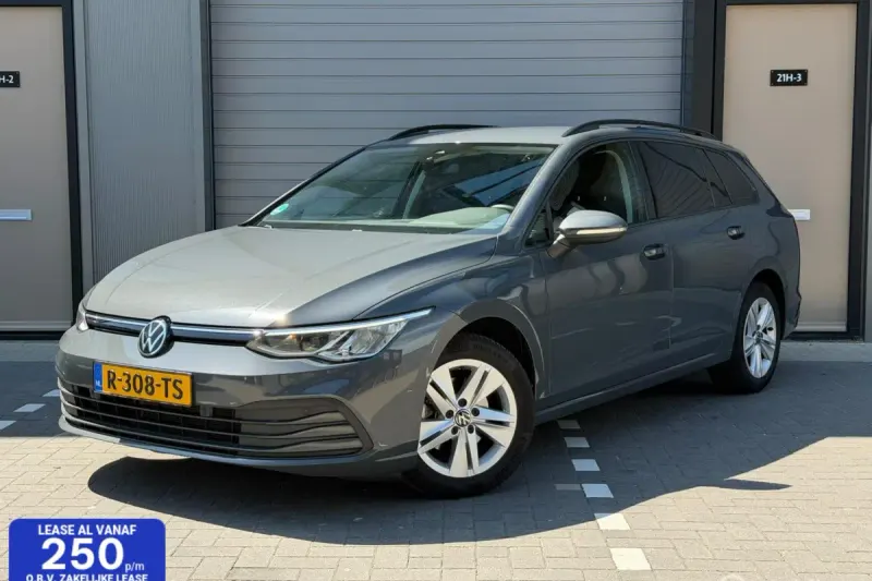 Volkswagen Golf (2022)