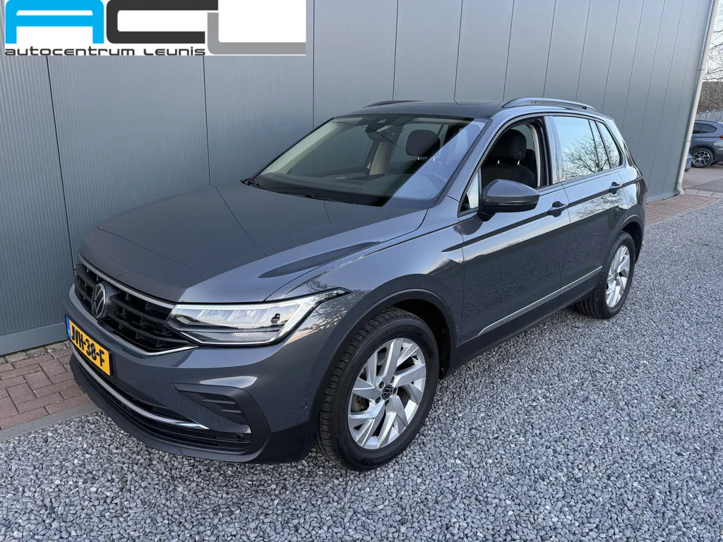 Volkswagen Tiguan (2023) — foto 1