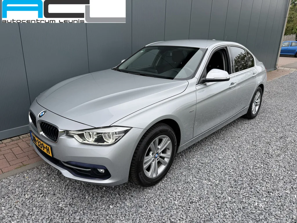 BMW 3-Serie (2017) — foto 1