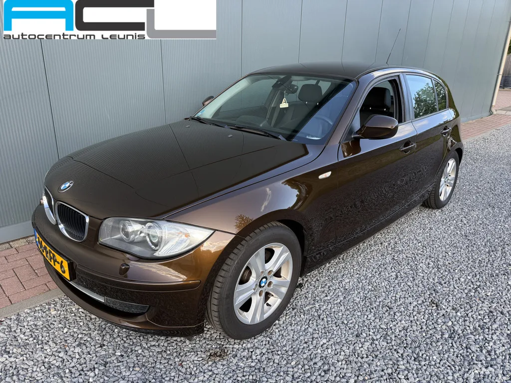 BMW 1-Serie (2011) — foto 1