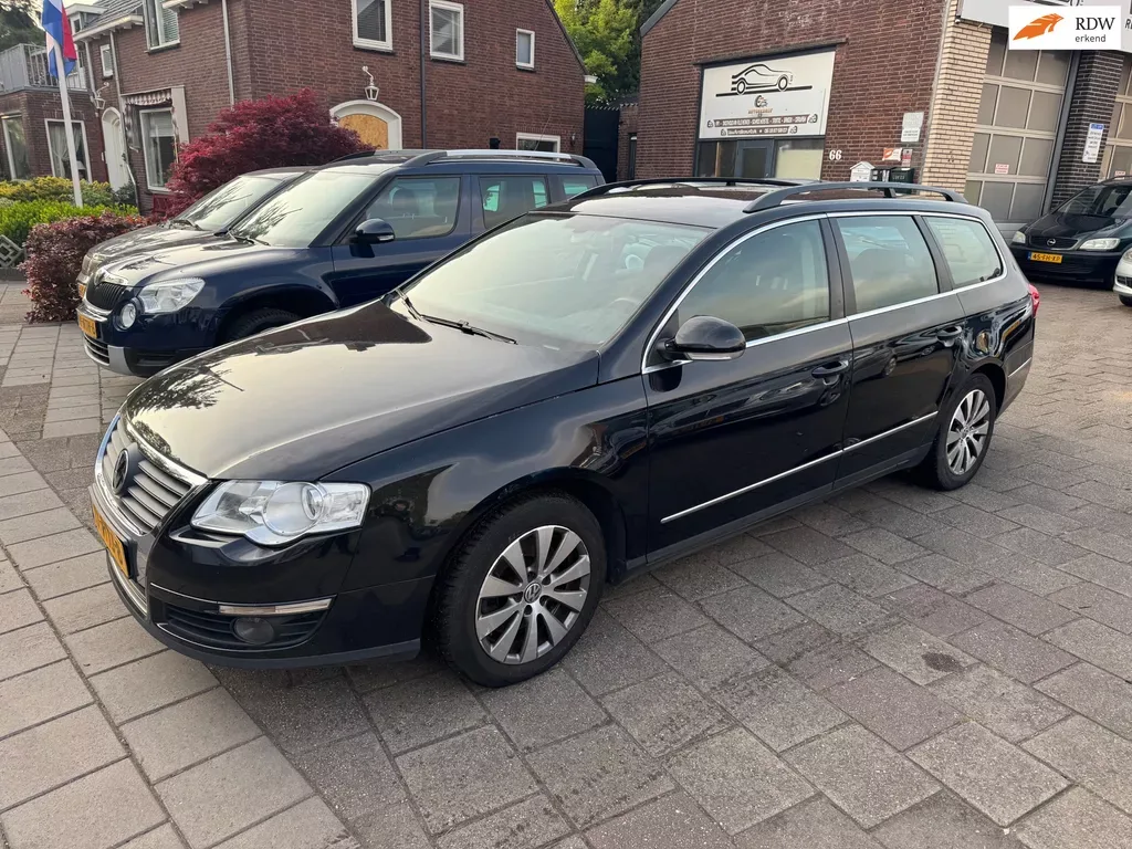 Volkswagen Passat (2005) — foto 1