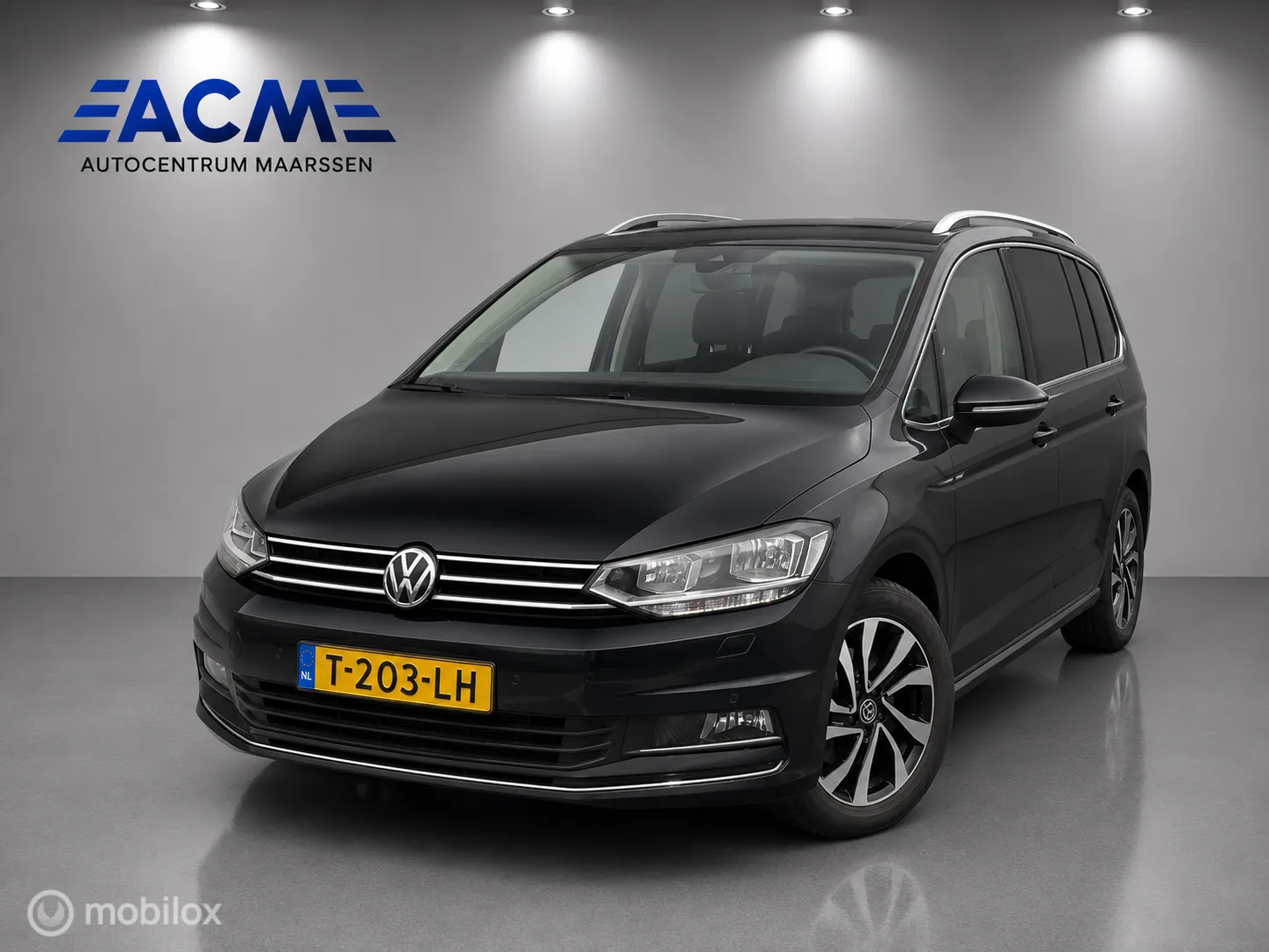 Volkswagen Touran (2022) — foto 1