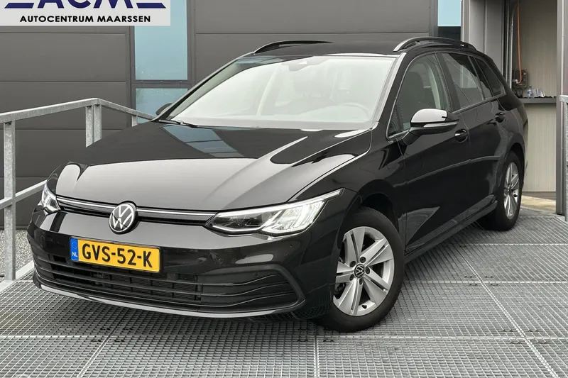 Volkswagen Golf (2024)