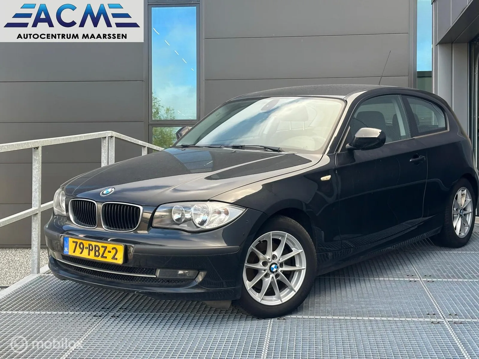 BMW 1-Serie (2010) — foto 1