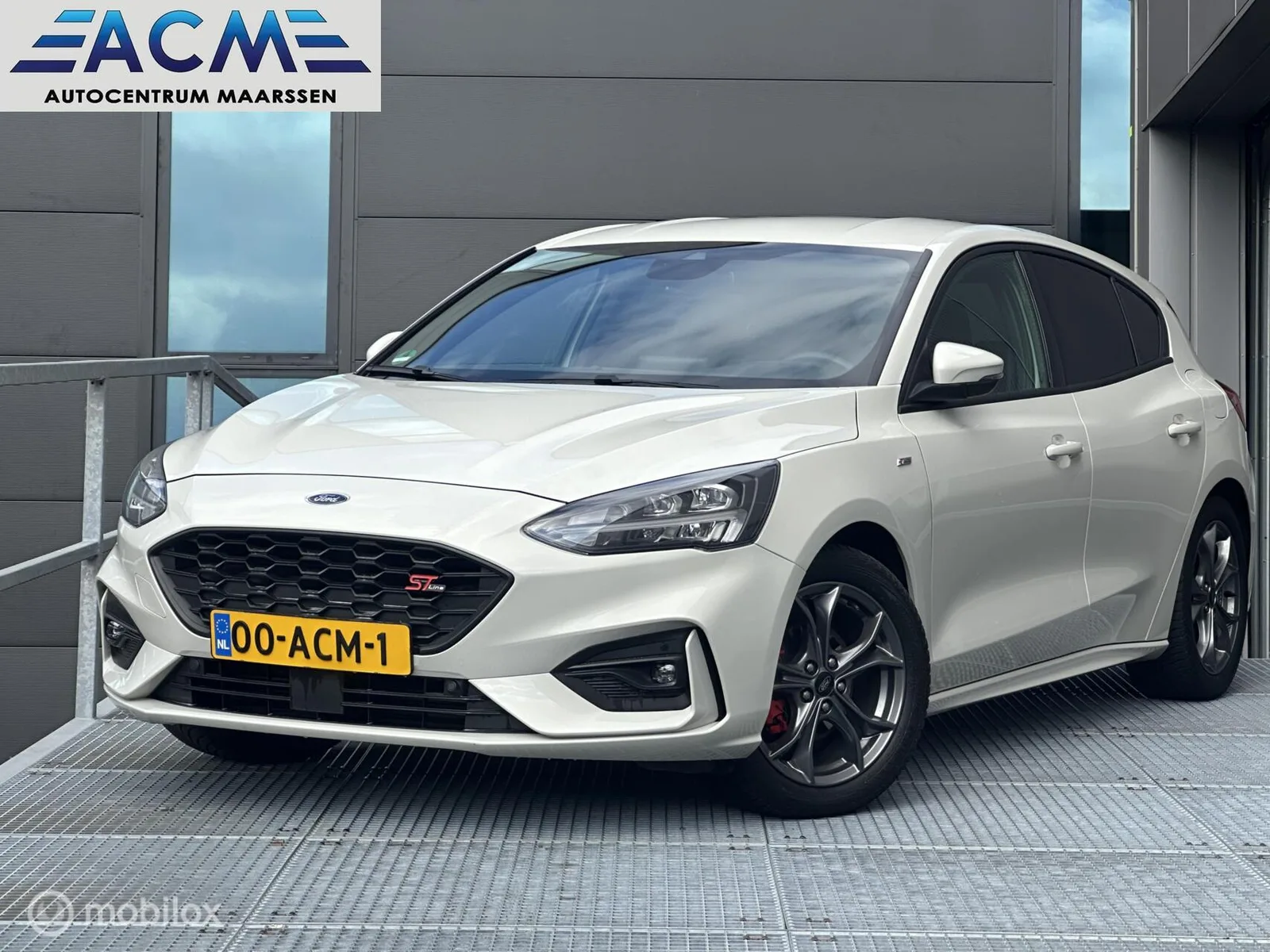 Ford Focus (2021) — foto 1