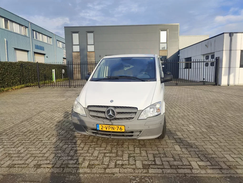 Mercedes-Benz Vito (2011) — foto 1