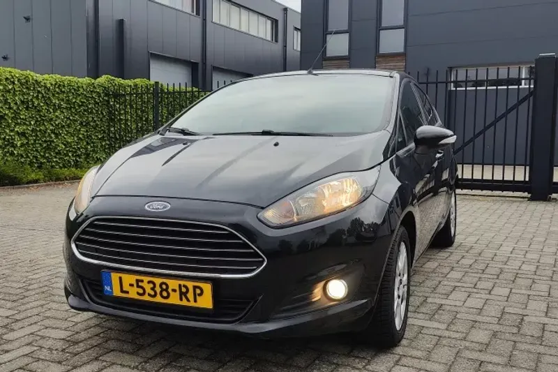 Ford Fiesta (2013)