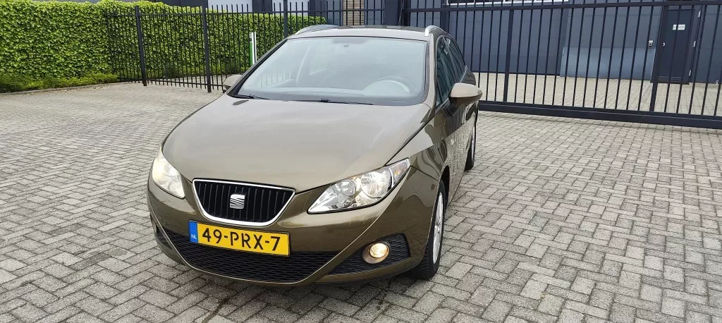 SEAT Ibiza (2011) — foto 1