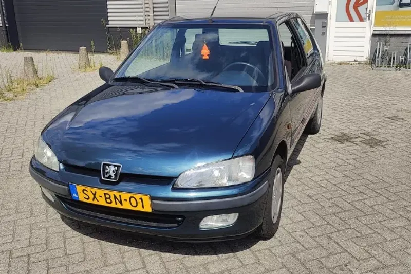 Peugeot 106 (1998)