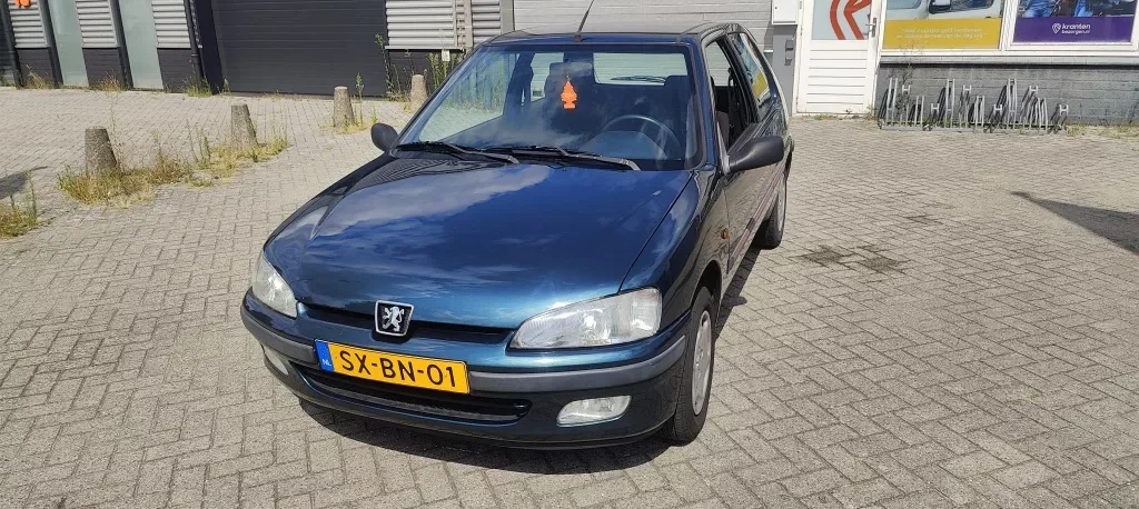 Peugeot 106 (1998) — foto 1