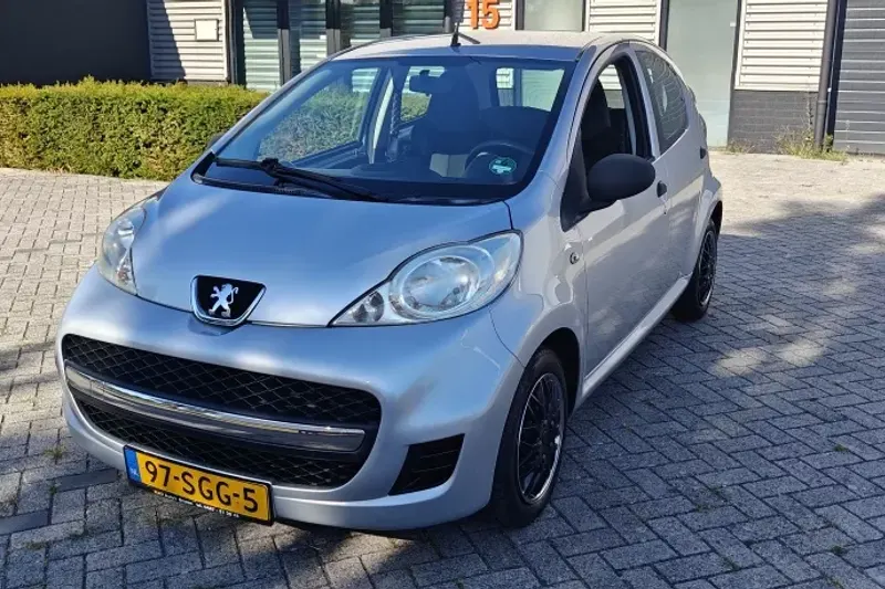 Peugeot 107 (2009)