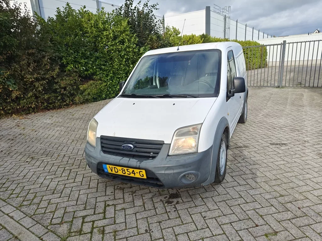 Ford Transit Connect (2013) — foto 1