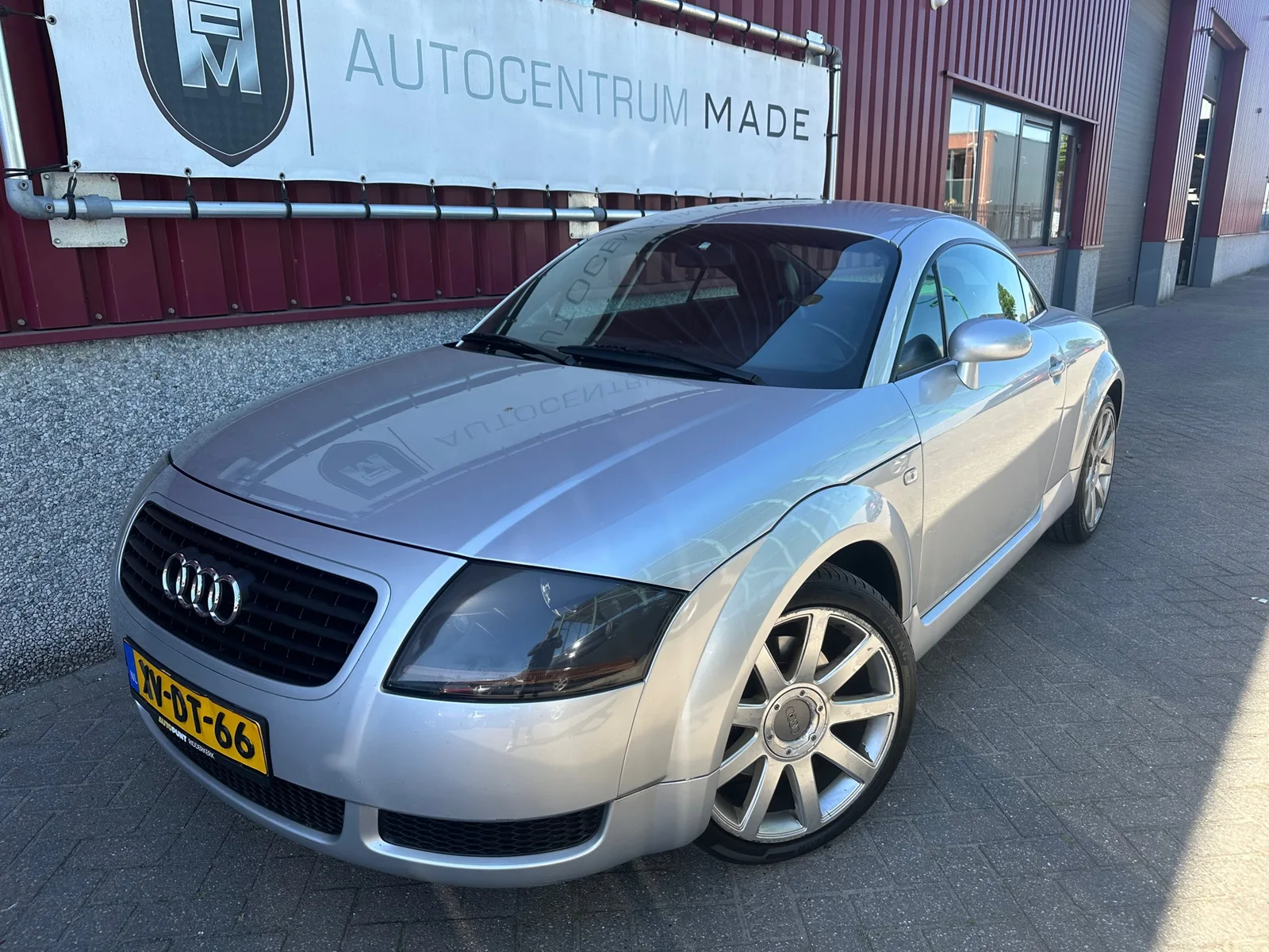 Audi TT (1999) — foto 1
